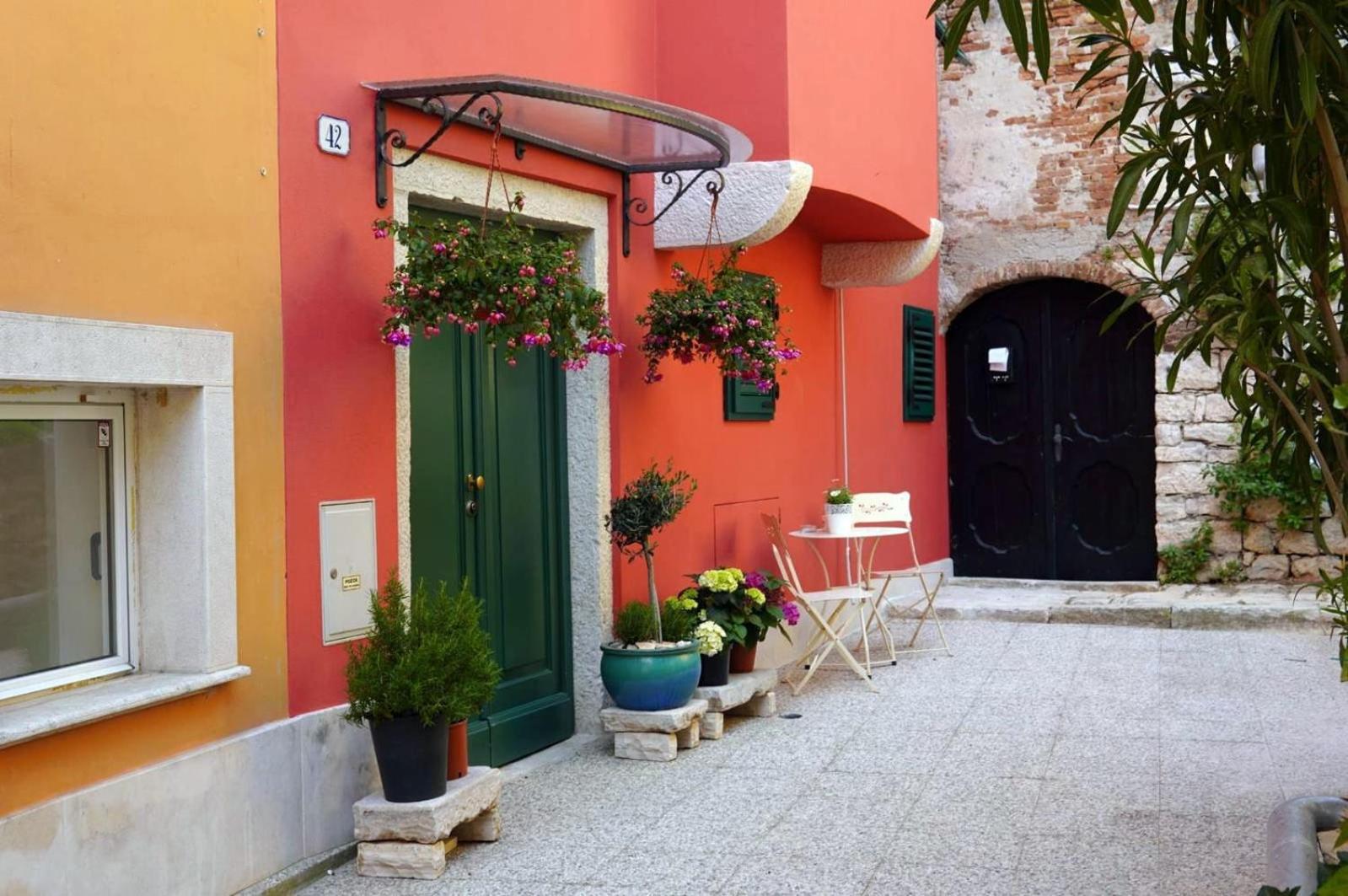 Montalbano Gem - Heritage Studio With Airy Vibes Rovinj Eksteriør bilde